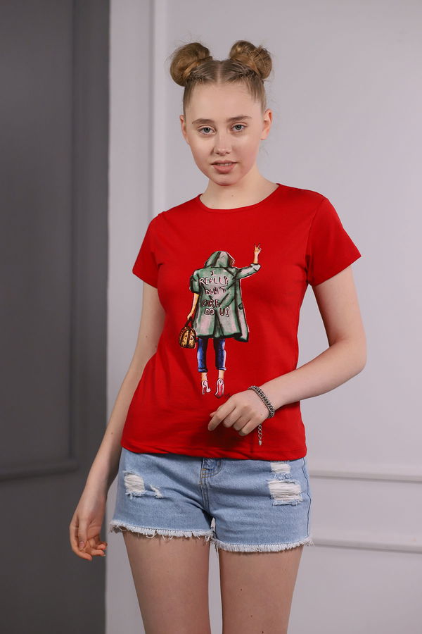 Kız Baskılı T-shirt Kırmızı Kız Baskılı T-shirt Kırmızı