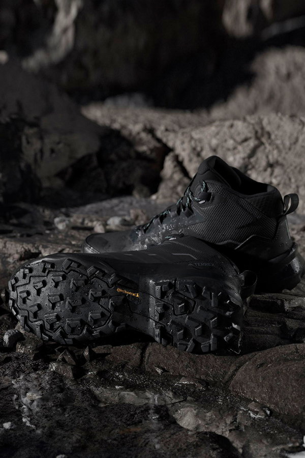 Adidas Terrex Skychaser AX5 Mid Gore-Tex Kadın Bot SIYAH
