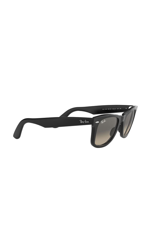 Ray-Ban Kadın Güneş Gözlüğü SİYAH Ray-Ban Kadın Güneş Gözlüğü SİYAH