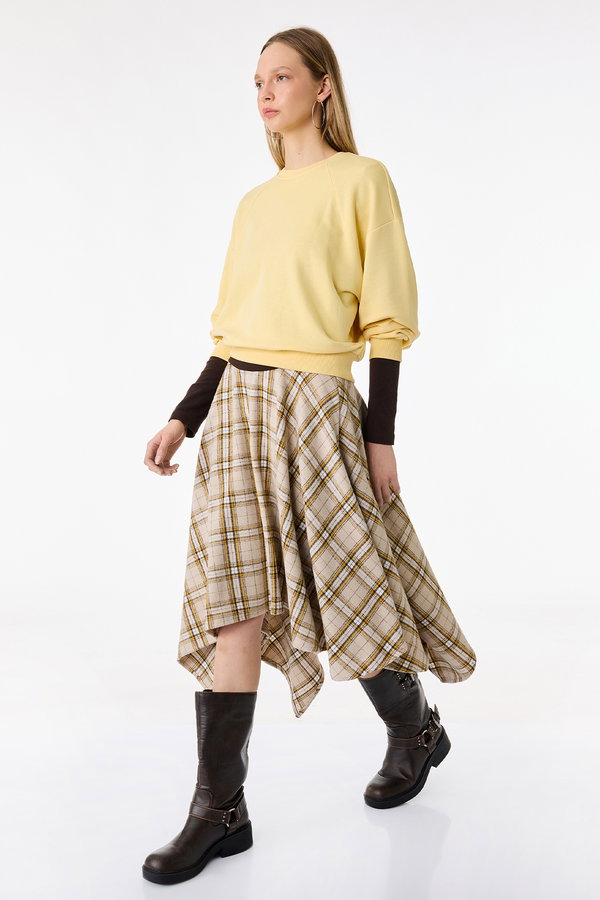 Koton Asimetrik Kesim Ekoseli Midi Etek BEJ