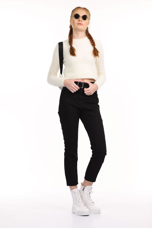 Bel Kemerli Mom Jeans SIYAH Bel Kemerli Mom Jeans SIYAH