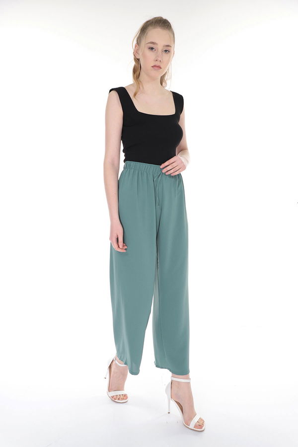 Bel Lastikli Bol Paça Pantolon MINT Bel Lastikli Bol Paça Pantolon MINT