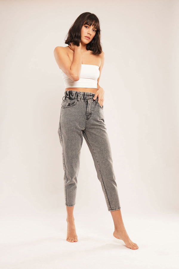 Balon Mom Jeans K.GRI Balon Mom Jeans K.GRI