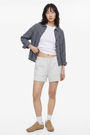 Koton Beli Bağcıklı Cep Detaylı Mini Şort GRİ