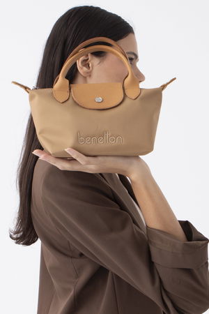 United Colors Of Benetton Kadın Çapraz Çanta CAMEL United Colors Of Benetton Kadın Çapraz Çanta CAMEL