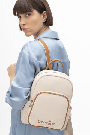 United Colors Of Benetton Kadın Sırt Çantası BEJ CAMEL United Colors Of Benetton Kadın Sırt Çantası BEJ CAMEL