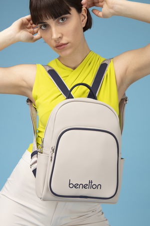 United Colors Of Benetton Kadın Sırt Çantası TAS-LACI United Colors Of Benetton Kadın Sırt Çantası TAS-LACI