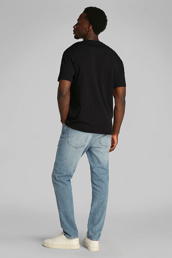 Calvin Klein Bisiklet Yaka Erkek T-shirt SİYAH Calvin Klein Bisiklet Yaka Erkek T-shirt SİYAH