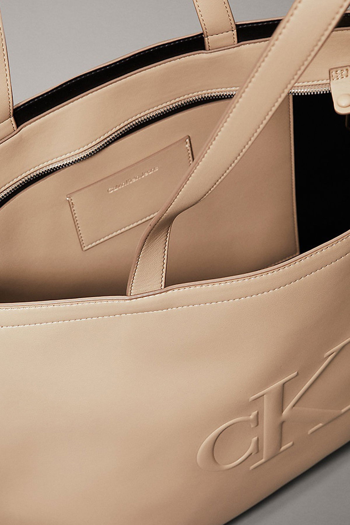 Calvin Klein Kadın Çanta KUM Calvin Klein Kadın Çanta KUM