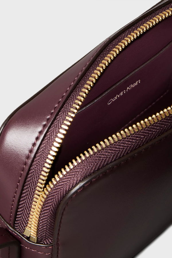 Calvin Klein Kadın Çanta MURDUM