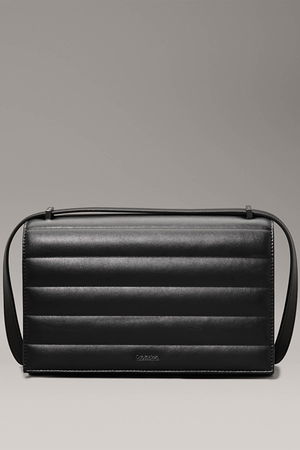 Calvin Klein Kadın Çanta SİYAH Calvin Klein Kadın Çanta SİYAH