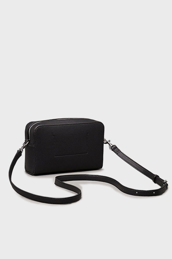 Calvin Klein Kadın Çapraz Çanta SIYAH