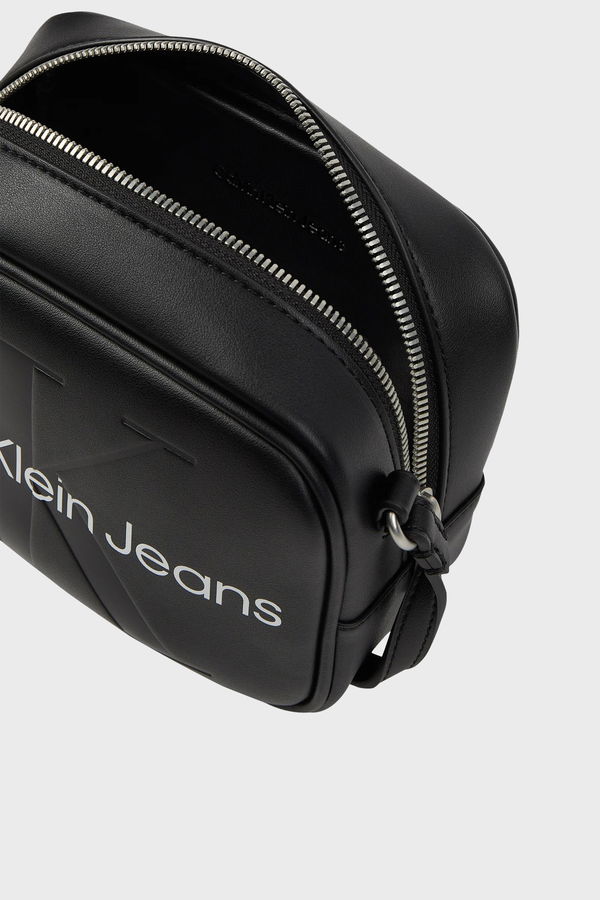 Calvin Klein Kadın Çapraz Çanta SIYAH