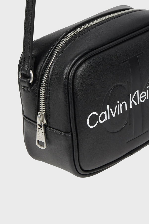Calvin Klein Kadın Çapraz Çanta SIYAH