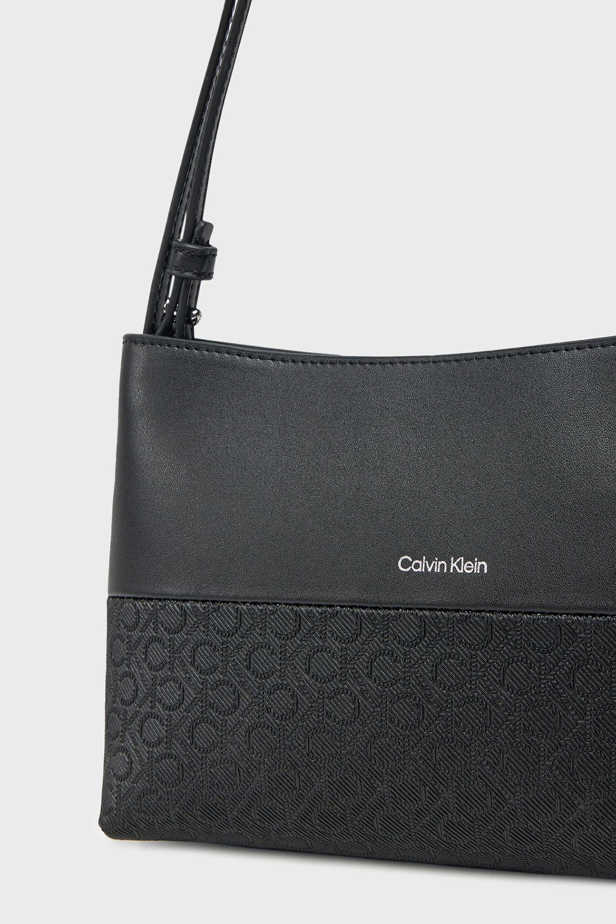 Calvin Klein Kadın Çanta SIYAH Calvin Klein Kadın Çanta SIYAH