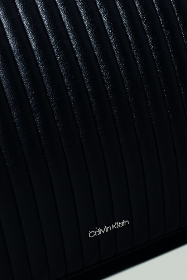 Calvin Klein Kadın Çanta SIYAH Calvin Klein Kadın Çanta SIYAH