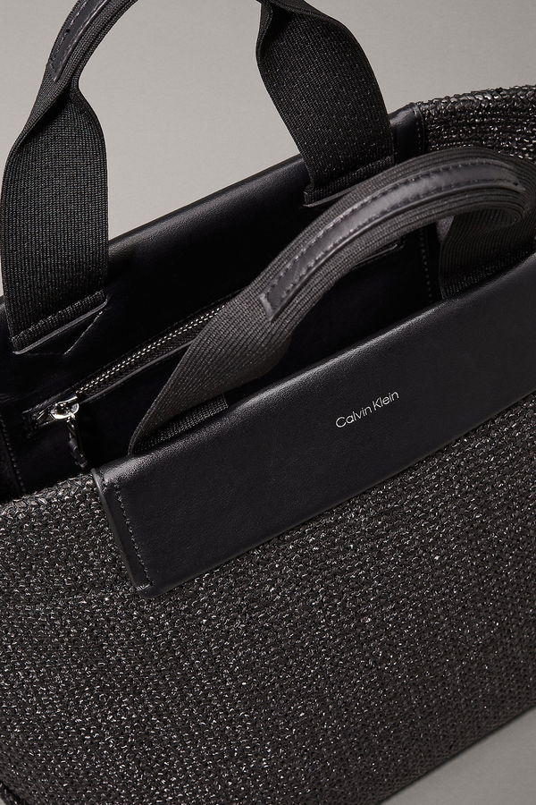 Calvin Klein Kadın Çanta SIYAH Calvin Klein Kadın Çanta SIYAH