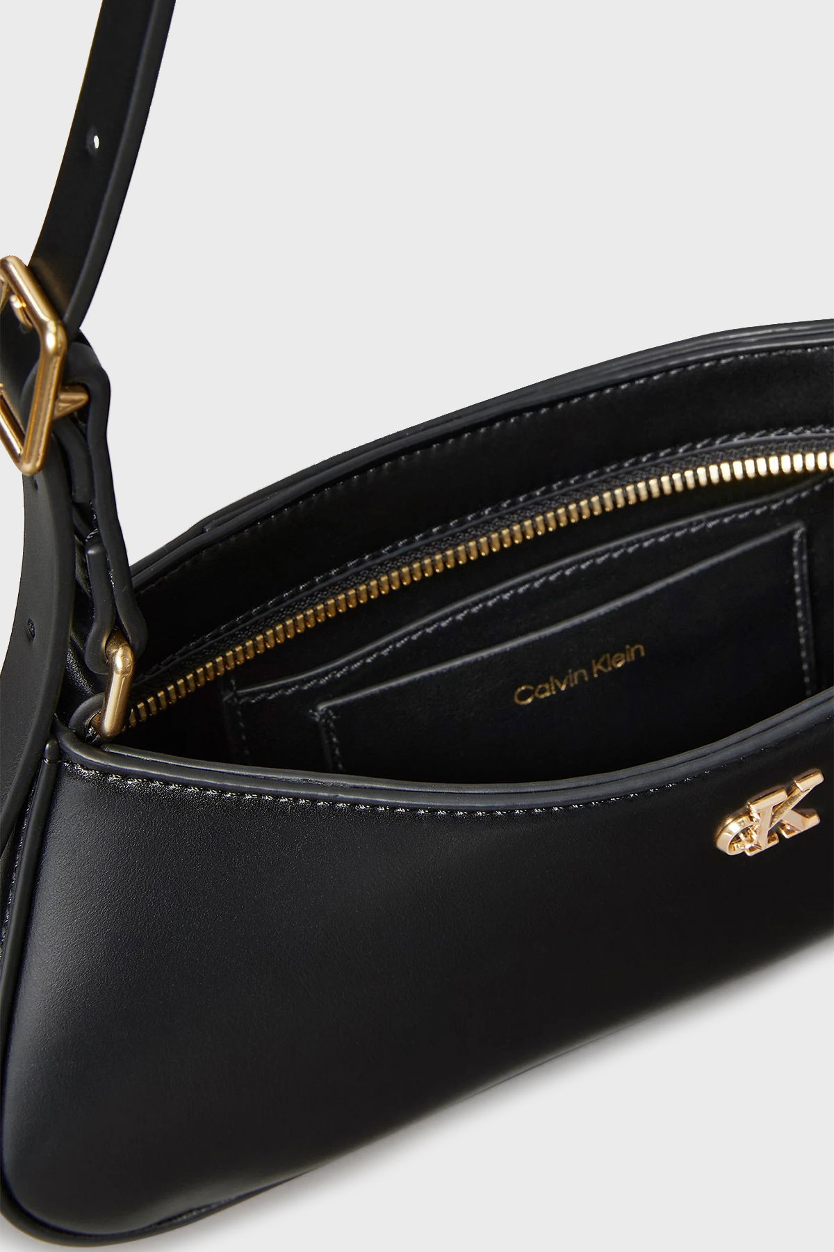 Calvin Klein Kadın Omuz Çanta SIYAH