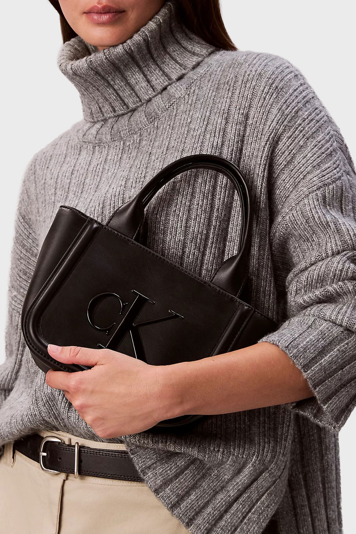 Calvin Klein Kadın Çanta SIYAH