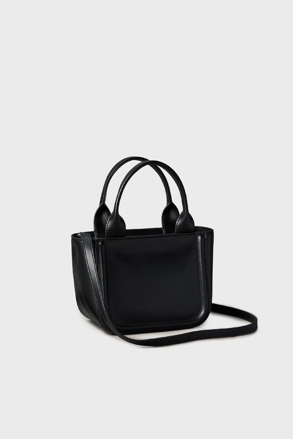 Calvin Klein Kadın Çanta SIYAH Calvin Klein Kadın Çanta SIYAH