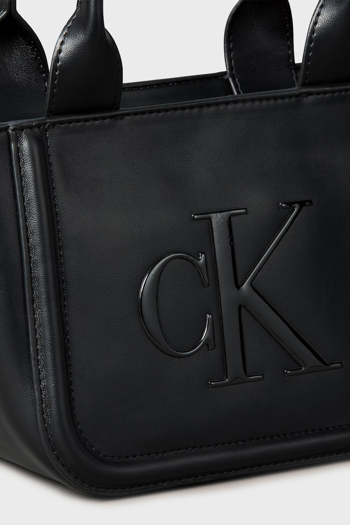 Calvin Klein Kadın Çanta SIYAH