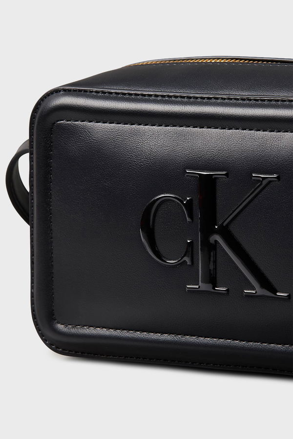 Calvin Klein Kadın Çapraz Çanta SIYAH Calvin Klein Kadın Çapraz Çanta SIYAH