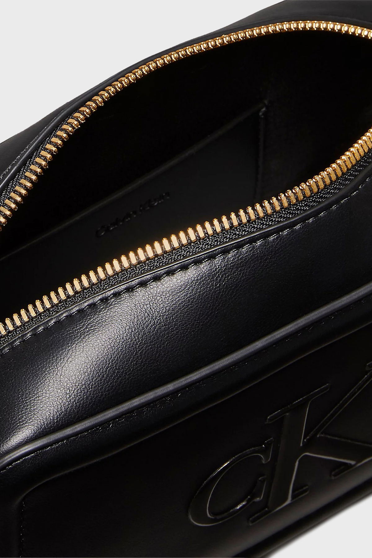 Calvin Klein Kadın Çapraz Çanta SIYAH