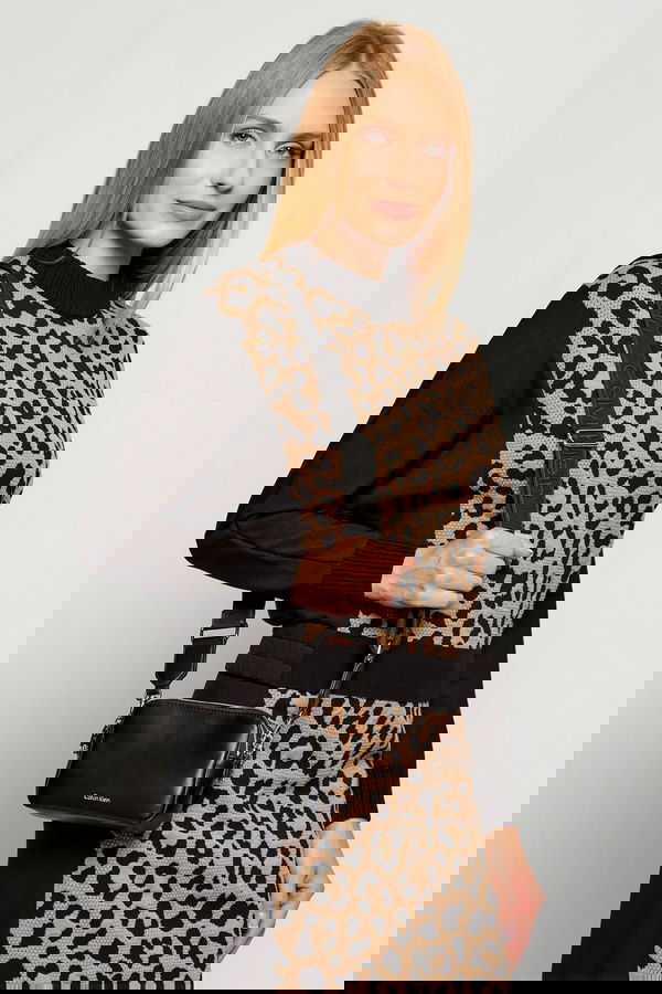 Calvin Klein Kadın Çanta SIYAH