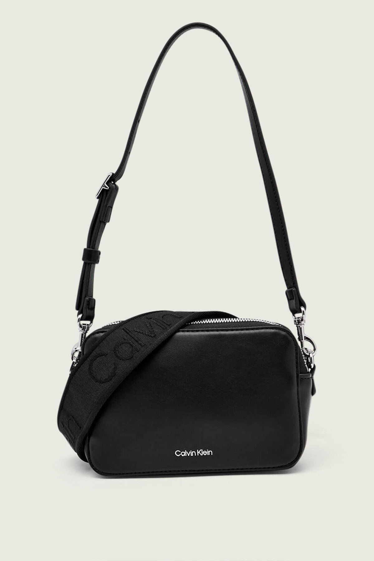 Calvin Klein Kadın Çanta SIYAH