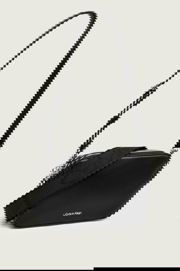 Calvin Klein Kadın Çanta SIYAH