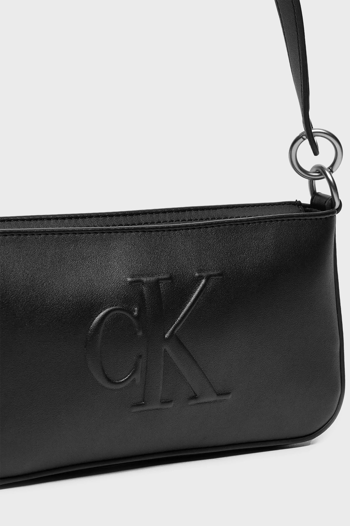 Calvin Klein Kadın Omuz Çantası SİYAH Calvin Klein Kadın Omuz Çantası SİYAH
