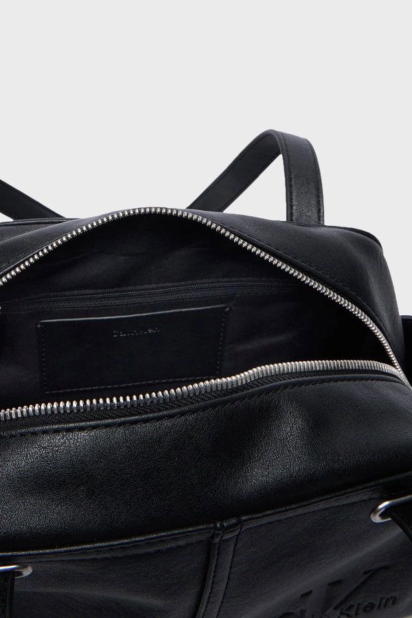 Calvin Klein Kadın Omuz Çantası SIYAH