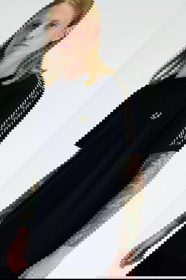 Fred Perry Erkek T-shirt SIYAH-GOLD