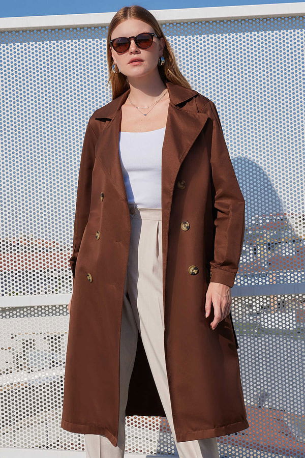 Gabria Düğmeli Bel Bağcıklı Trenchcoat KAHVE Gabria Düğmeli Bel Bağcıklı Trenchcoat KAHVE