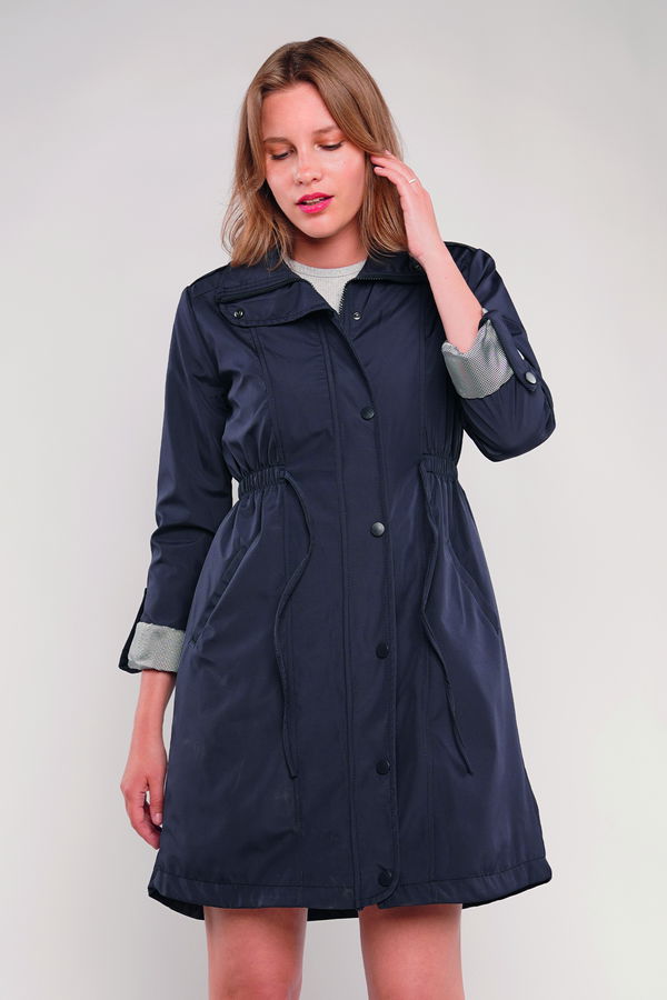 Gabria Kol Katlamalı Trenchcoat LACİVERT