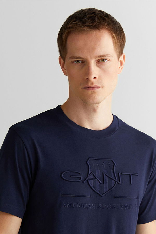 Gant Bisiklet Yaka Erkek T-shirt LACIVERT Gant Bisiklet Yaka Erkek T-shirt LACIVERT