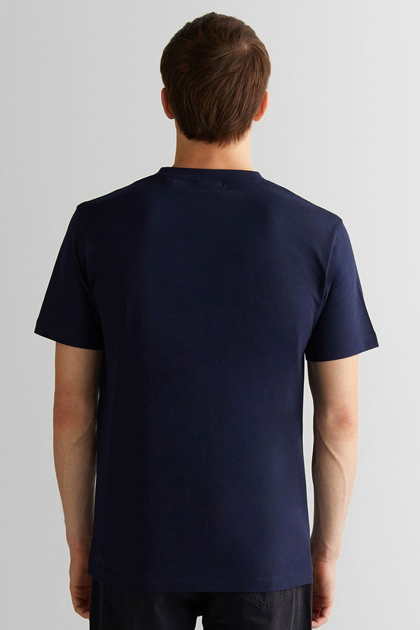 Gant Bisiklet Yaka Erkek T-shirt LACIVERT Gant Bisiklet Yaka Erkek T-shirt LACIVERT
