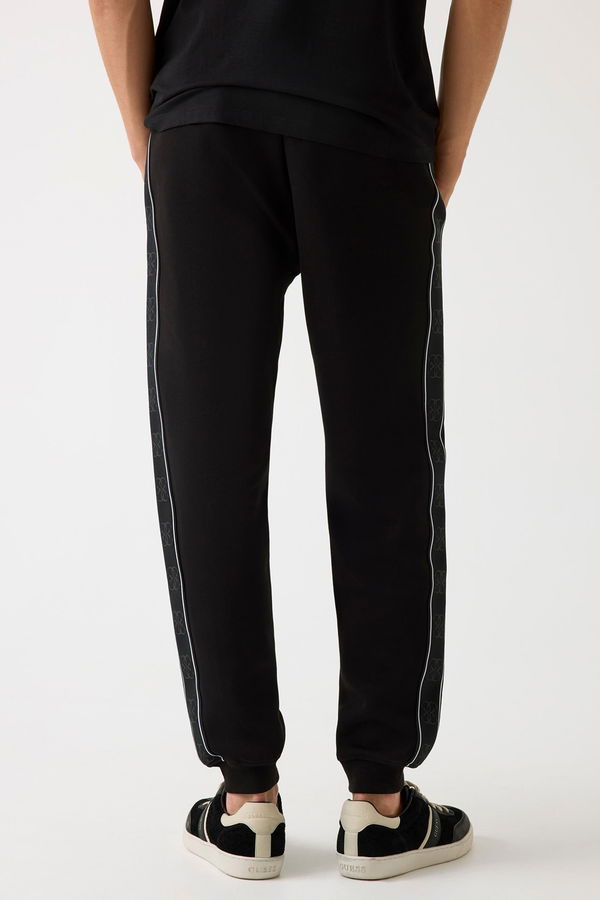 Guess Erkek Eşofman Altı SIYAH Guess Erkek Eşofman Altı SIYAH