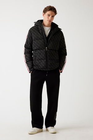 Guess Erkek Şişme Mont SIYAH Guess Erkek Şişme Mont SIYAH