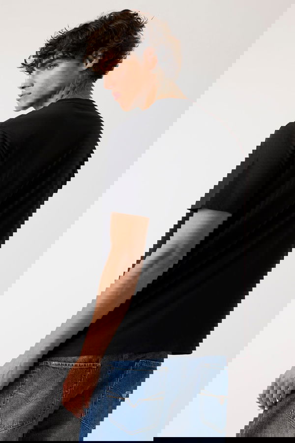 Guess Erkek T-shirt SIYAH