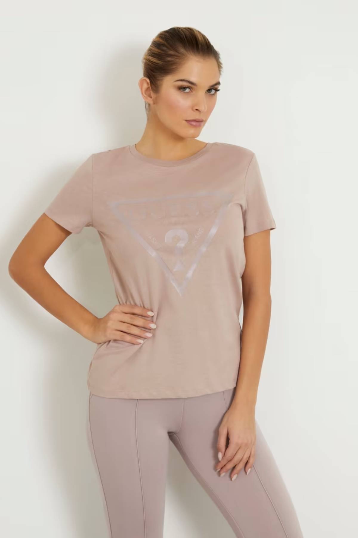 Guess Kadın Bisiklet Yaka T-shirt PUDRA