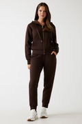 Guess Kadın Fermuarlı Sweatshirt KAHVERENGI Guess Kadın Fermuarlı Sweatshirt KAHVERENGI