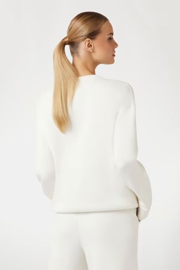 Guess Kadın Sweatshirt KREM Guess Kadın Sweatshirt KREM
