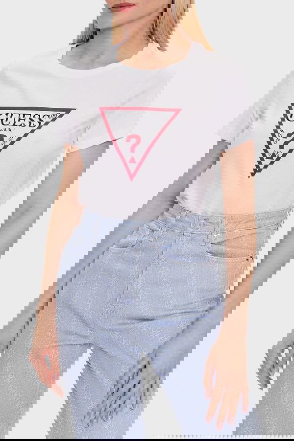 Guess Marka Logolu Kadın T-shirt Beyaz Guess Marka Logolu Kadın T-shirt Beyaz