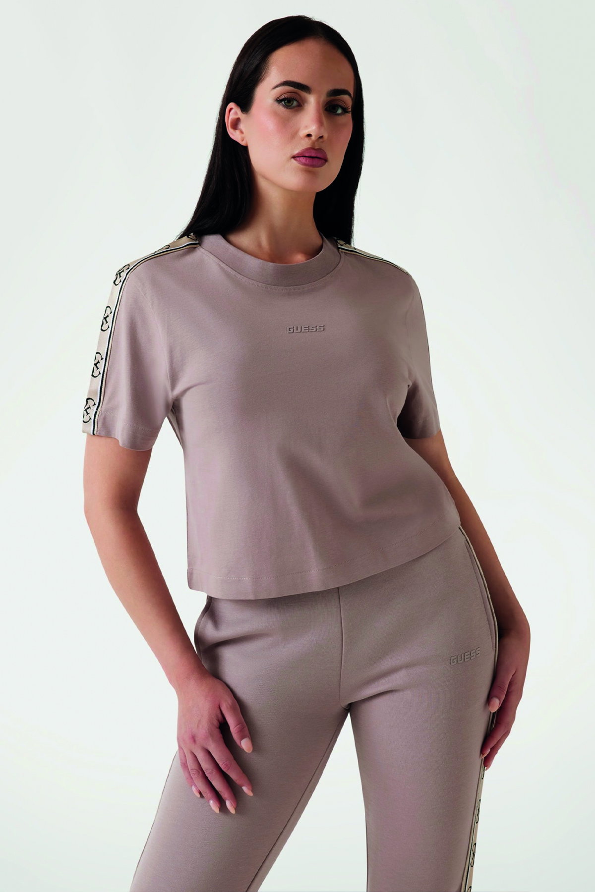 Guess Kadın T-shirt PUDRA