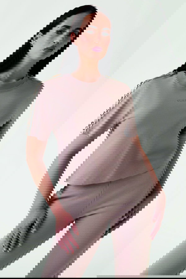 Guess Kadın T-shirt PUDRA