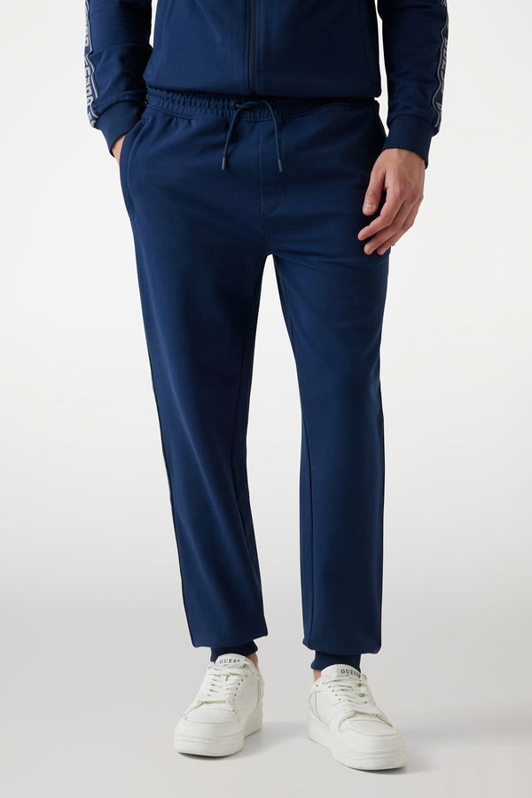 Guess Paça Lastikli Eşofman Altı LACIVERT Guess Paça Lastikli Eşofman Altı LACIVERT