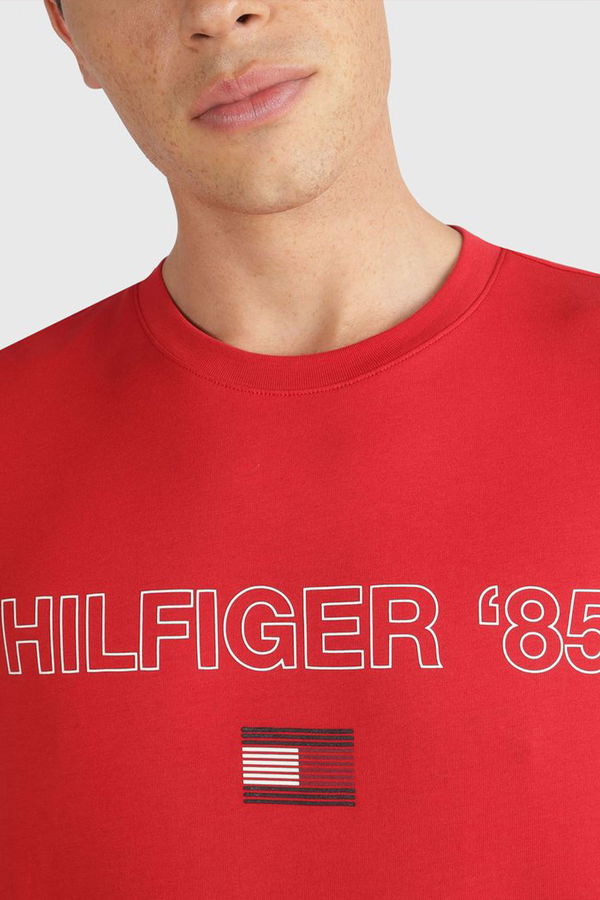 Tommy Hilfiger Baskılı Erkek T-shirt KIRMIZI