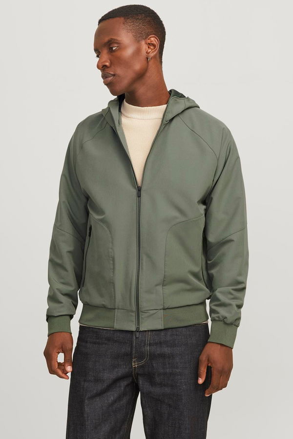 Jack& Jones Kapüşonlu Erkek Mont HAKI Jack& Jones Kapüşonlu Erkek Mont HAKI