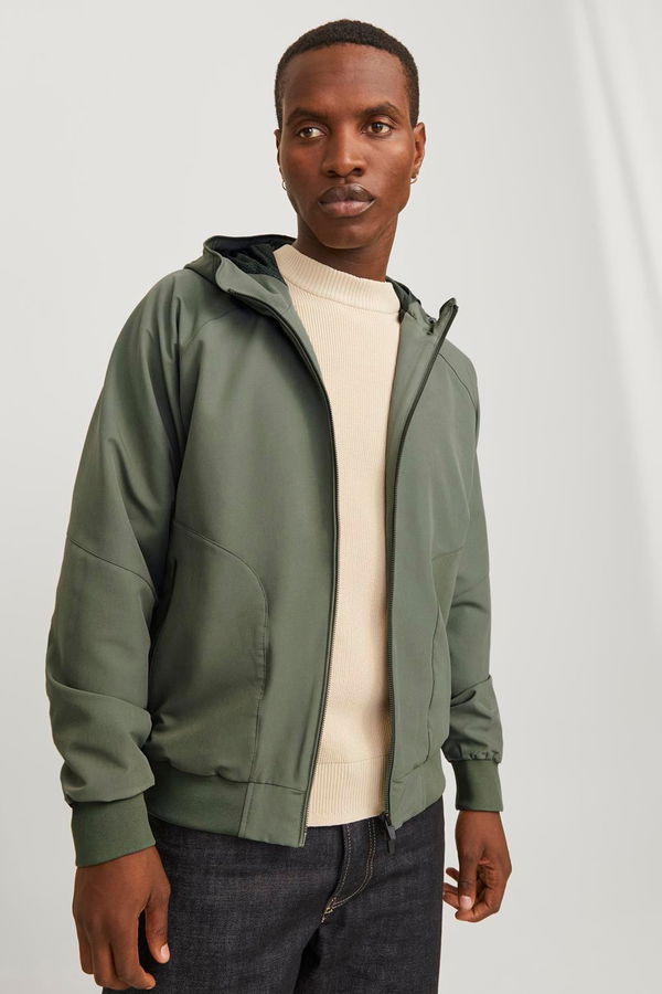 Jack& Jones Kapüşonlu Erkek Mont HAKI Jack& Jones Kapüşonlu Erkek Mont HAKI